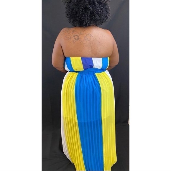 🛍️ L’ATISTE Beautiful Maxi Halter Dress - Size Various (NWT) Boutique - Picture 2 of 3